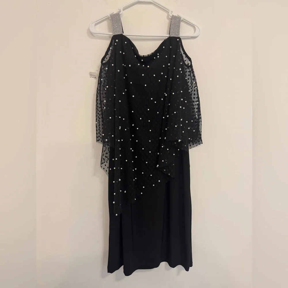 Elegant Black and Silver Women's Dress - Picture 6 of 7